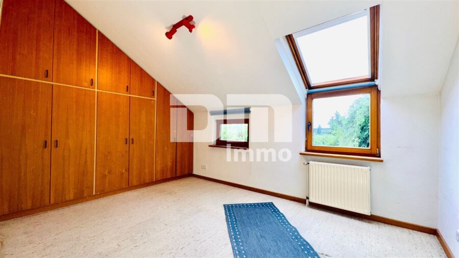 (R)eserviert!Schönes modern geschnittenes Einfamilienhaus mit Garage und großem Grundstück - OG / DG Kinderzimmer 2